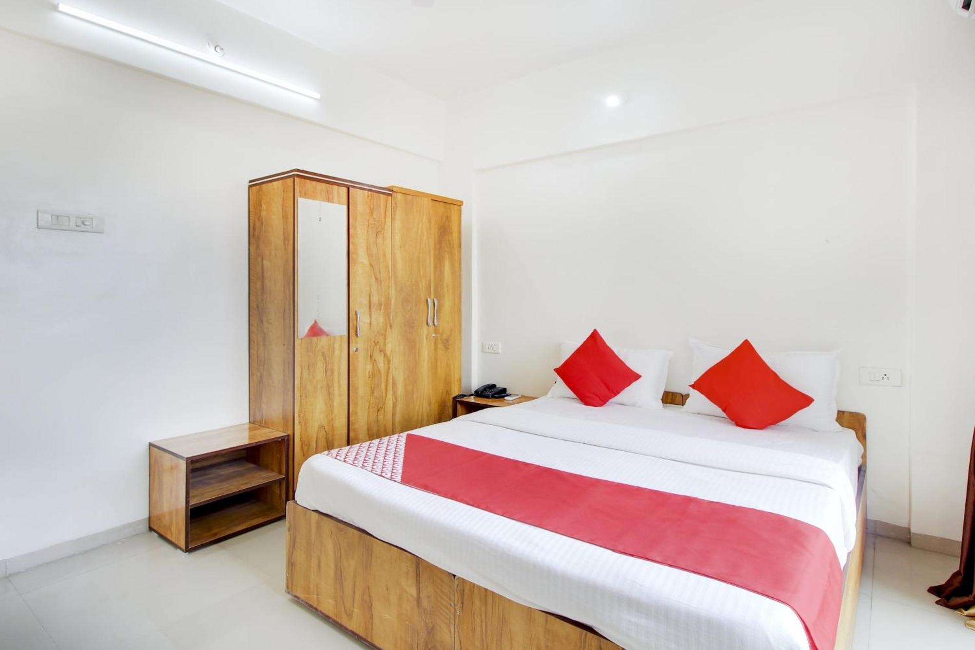 Hotel O Star Inn Poona Buitenkant foto